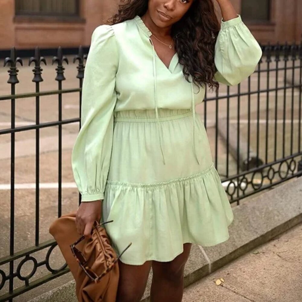 HighLowLuxe Jenee Naylor the Drop Mint Green Long Sleeve Mini Dress • Size XS 🔴